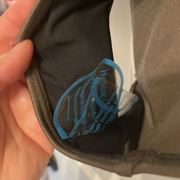 Calvin Klein Platinum One Piece Compression Swimsuit, NWT - Picture 8 of 10